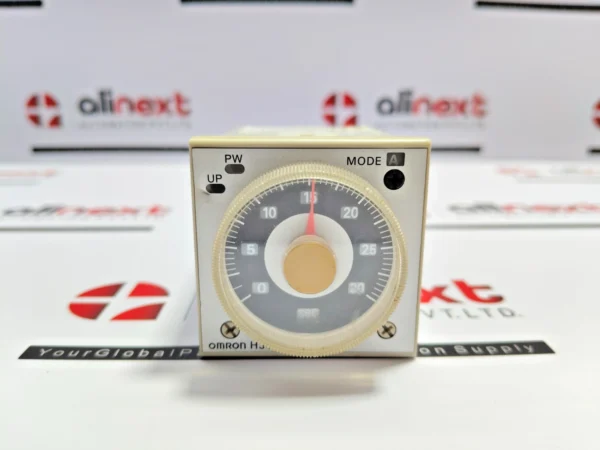 Omron H3BA-N8H timer 0-30sec 220VAC 50/60Hz