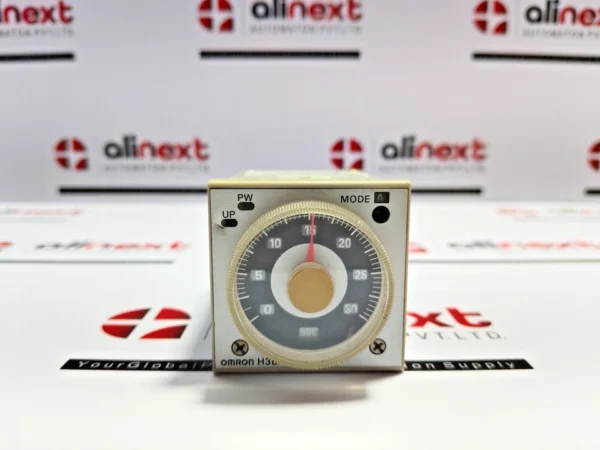 Omron H3BA-N8H timer 0-30sec 220VAC 50/60Hz