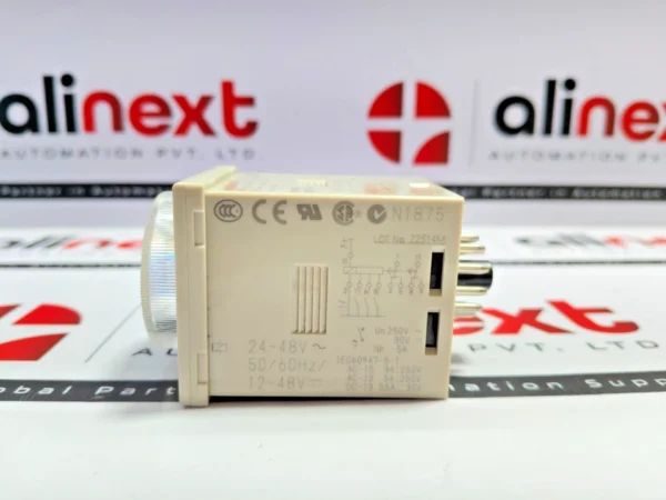 Omron H3CR-A series multifunction solid-state timer 0 to 3 sec