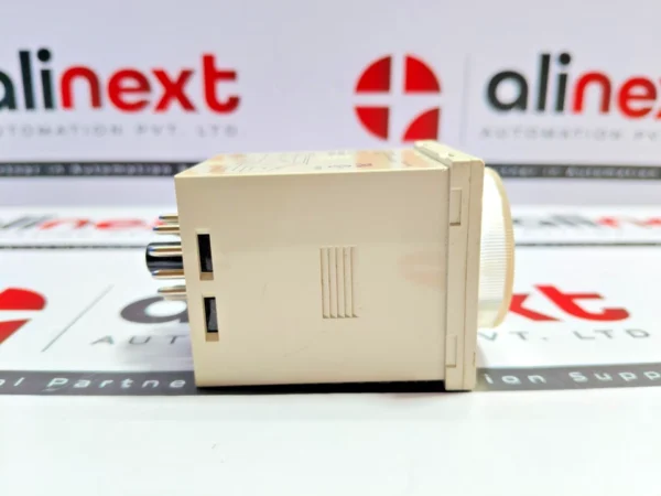 Omron H3CR-A series multifunction solid-state timer 0 to 30 sec