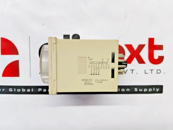 Omron H3CR-A solid-state multi-functional timer 0 to 1.2 min