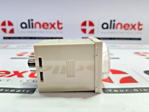 Omron H3CR-A solid-state timer 0 to 1.2 min