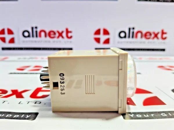 Omron H3CR-A solid-state timer 0 to 1.2 min