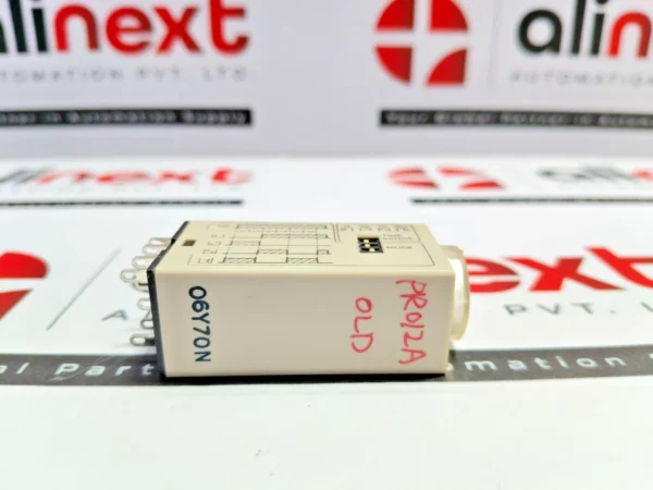 Omron H3YN-4 solid-state timer 0 to 1.0