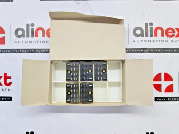  Omron Type LY4N relay 200/220VAC