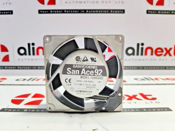 Sanyo Denki 109S092 San Ace 92 AC cooling fan 200V 50/60Hz 11/10W 0.07/0.06A