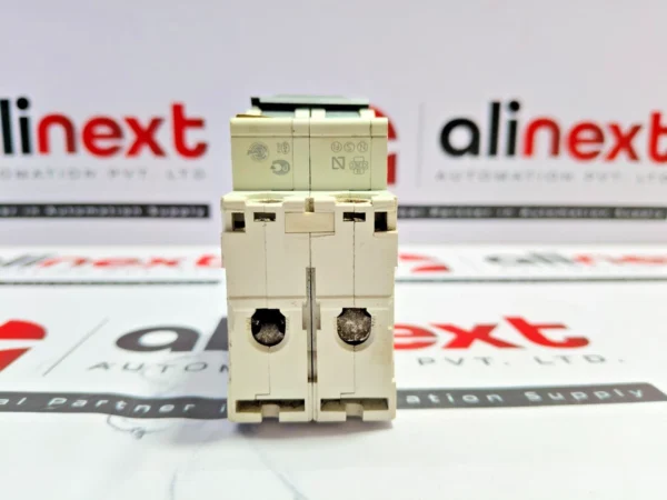 Schneider Electric C60H C16 miniature circuit breaker 400V