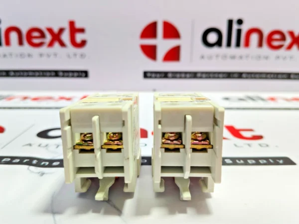 Hyundai HAC 20 auxiliary contact blocks lot of 2x