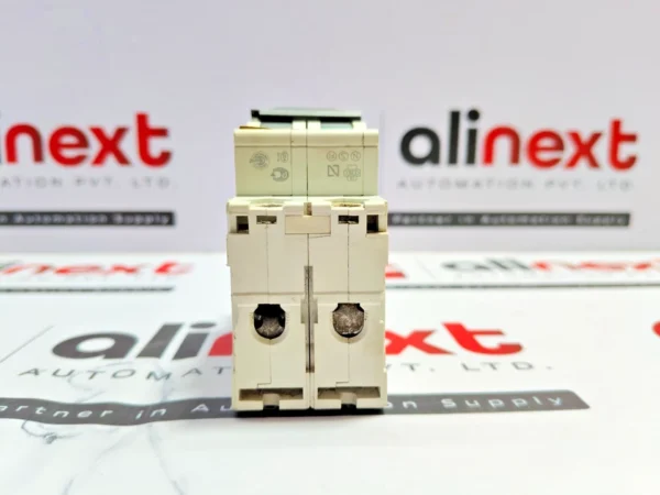 Schneider Electric C60H C16 miniature circuit breaker 400V