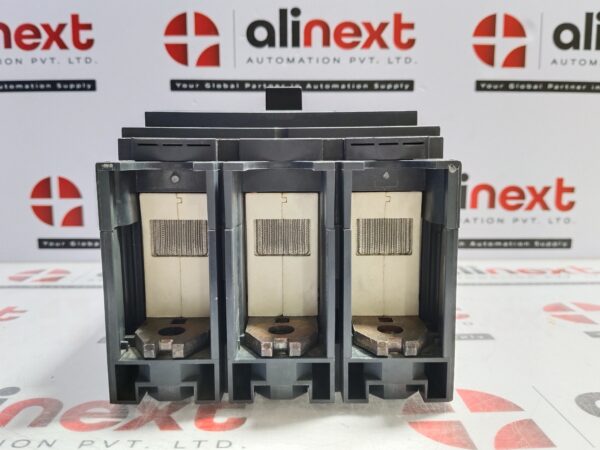 Schneider Electric Compact NSX630NA switch-disconnector