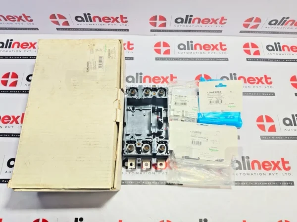 Schneider Electric LV429289 ComPact NSX 3P plug-in base kit  