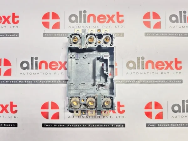 Schneider Electric LV429289 ComPact NSX 3P plug-in base kit  