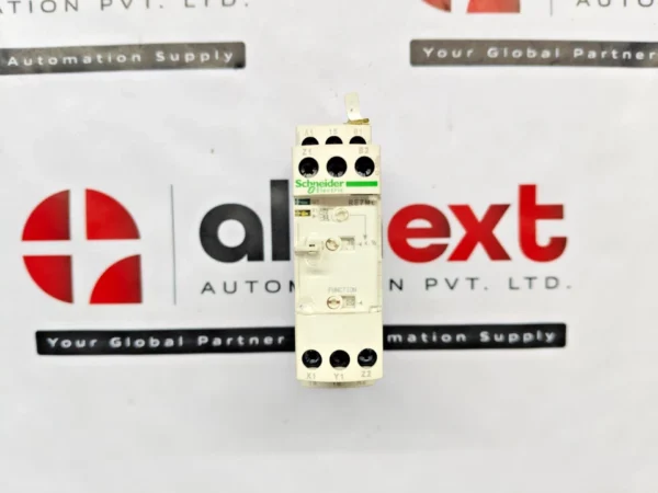 Schneider Electric RE7ML11BU Multi Function Timer Relay