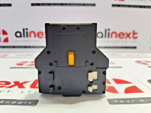 Telemecanique LA8DN11 lateral auxiliary contact block 10A 690V