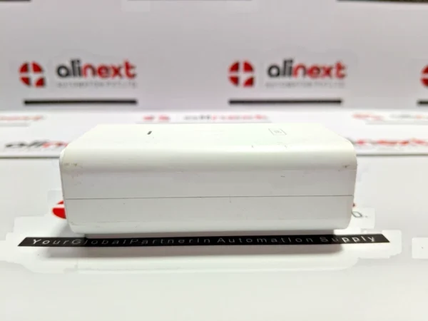 Ubiquiti POE-24-12W-G-WH Injector Gigabit Power Supply 100-240V 50/60Hz 0.3A