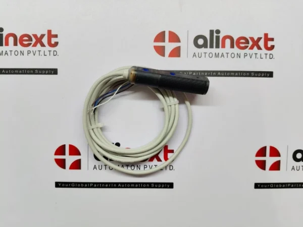 Datalogic S5N-PA-2-C21-NN Photoelectric Sensor (Slightly cracked)