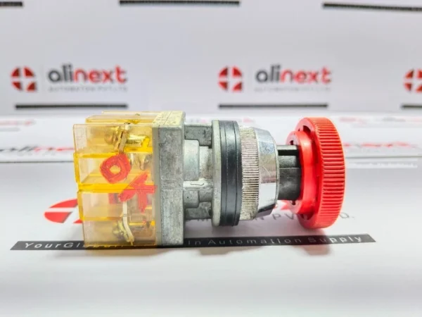 Fuji Electric XMD B07 8 Series Illuminated Mushroom Head Push Button