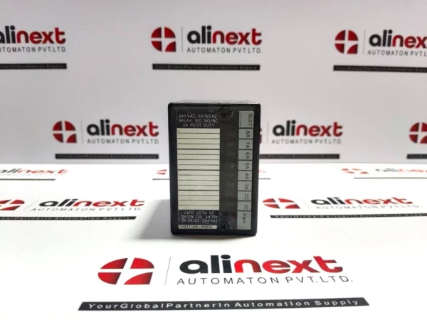 GE Fanuc  IC670MDL930K 8-Point Isolated Relay Output Module 44A731468-006R04