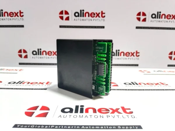 GE Fanuc  IC670MDL930K 8-Point Isolated Relay Output Module 44A731468-006R04