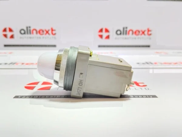 IDEC 1671 OH Series Pilot Light 400/440V 50/60Hz 18V       2W