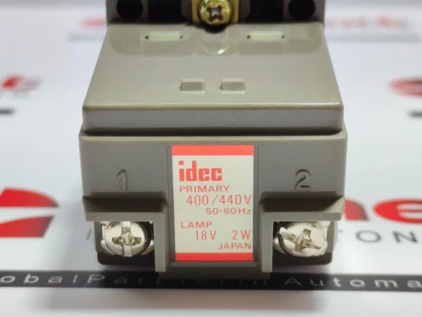 IDEC 1671 OH Series Pilot Light 400/440V 50/60Hz 18V       2W