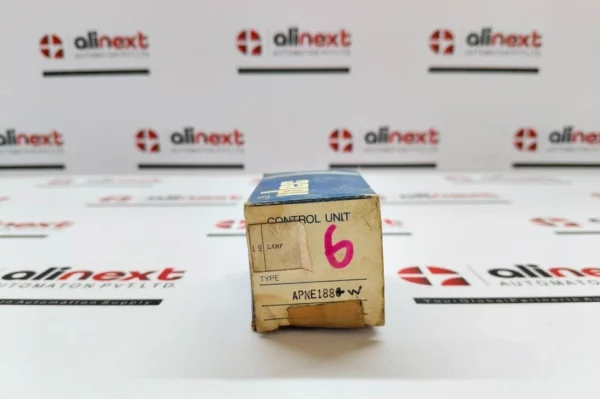 IDEC APNE188 W (White) pilot light 12V 50-60Hz 18V 2W