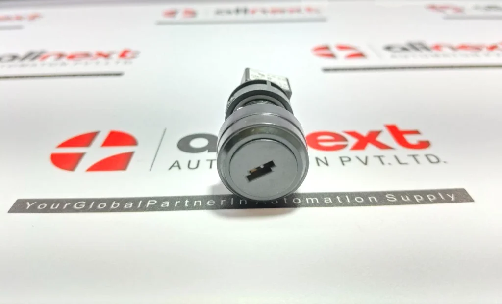 IDEC HA-C5 Black Push Button Operator AC-12 250V 2A