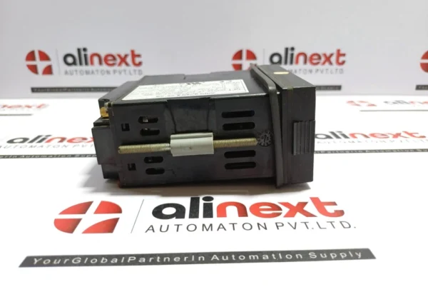 Jumo dTRANS Lf 01 transmitter regulator processor " Slightly cracked "