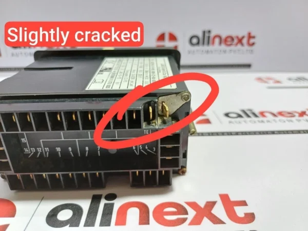 Jumo dTRANS Lf 01 transmitter regulator processor " Slightly cracked "