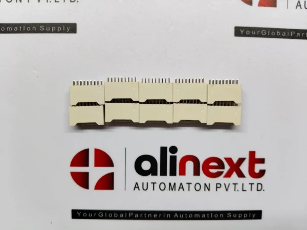 Lot of 10x Mouser Electronics  Rugged Socket 588-501645-1820