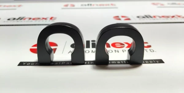 Lot of 2x Industrial U-shaped fastening clamp