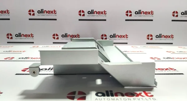 M3C082-O01 Custom Aluminum Mounting Bracket