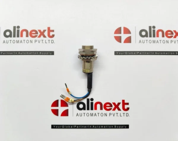 OMRON inductive proximity sensor TL-X5E2-E1