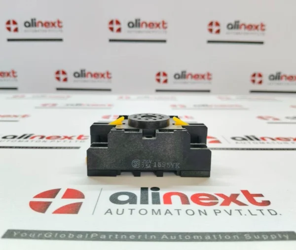 Omron 11PFA relay socket 1595YK 250V 7.5A