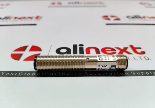 Omron E3H2-DS10B4M-M1 Inductive Proximity Sensor