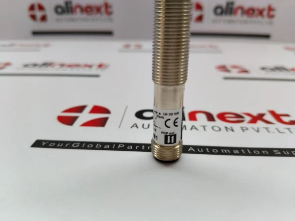 Omron E3H2-DS10B4M-M1 Inductive Proximity Sensor