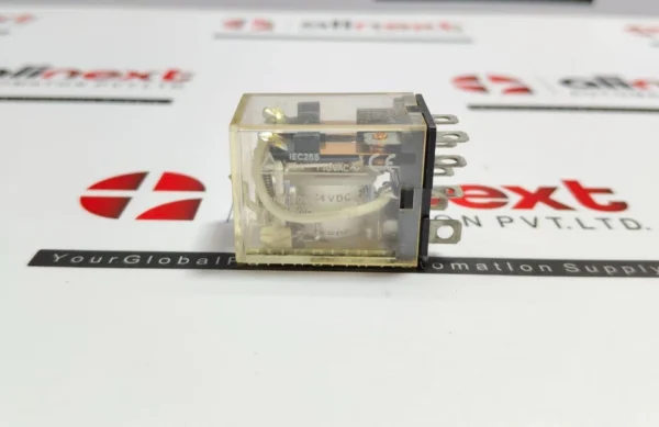 Omron LY2N Plug-in Relay RMC4 12A 240VAC 24VDC
