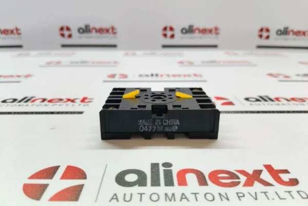 Omron P2CF-08 DIN Rail Mount 8-Pin Relay Socket