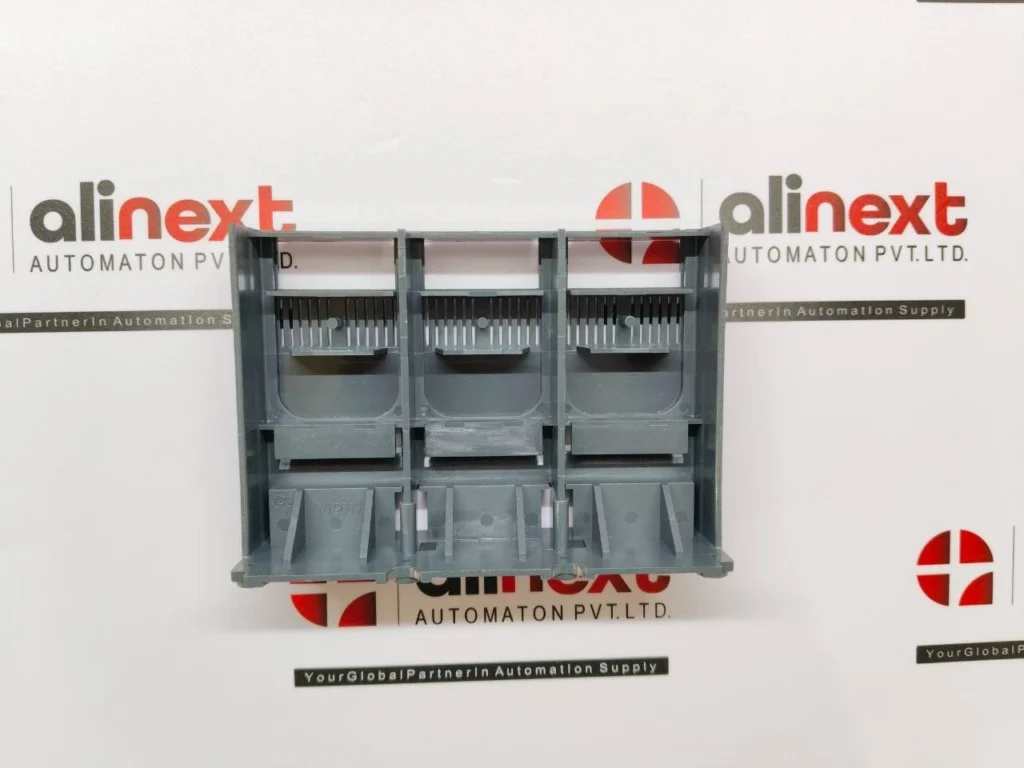 Schneider Electric LV432591 Compact terminal shield NSX400-630