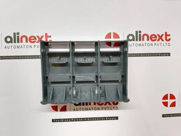 Schneider Electric LV432591 Compact terminal shield NSX400-630