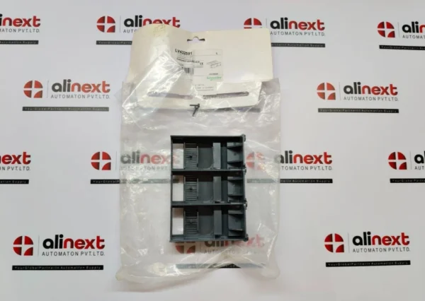 Schneider Electric LV432591 Compact terminal shield NSX400-630