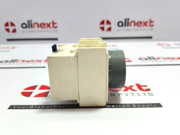Schneider Electric TeSys D pneumatic time delay auxiliary contact block LADR4