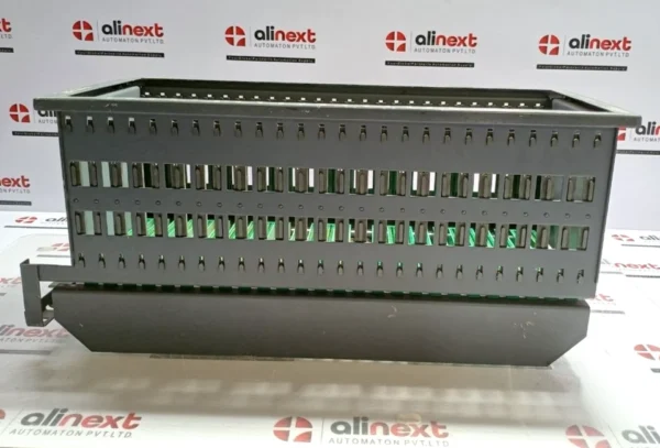 Søren T. Lyngsø 21301100 26 slots subrack backplane