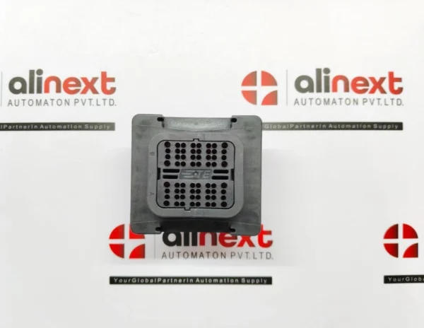 TE Connectivity 60-position automotive connector SPK02-FL 64A-001