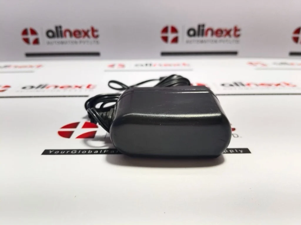 TSA FJ-SW726G08020000U Switching Adapter 100-240V ~0.6A 50/60Hz