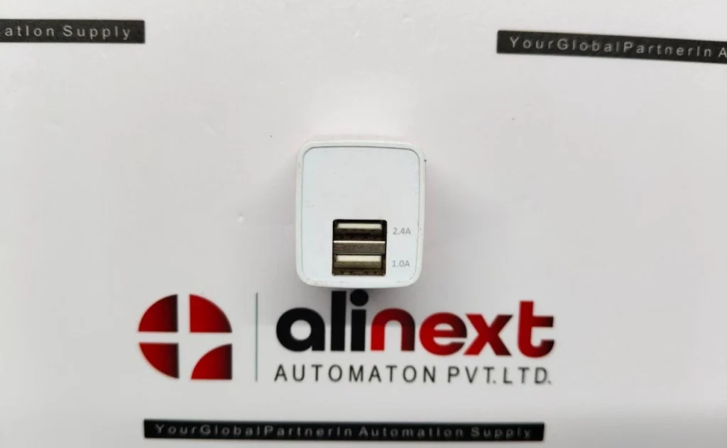 Tomax AD808 Dual USB Wall Charger Adapter 100-240V 50/60Hz 5V 2400mA