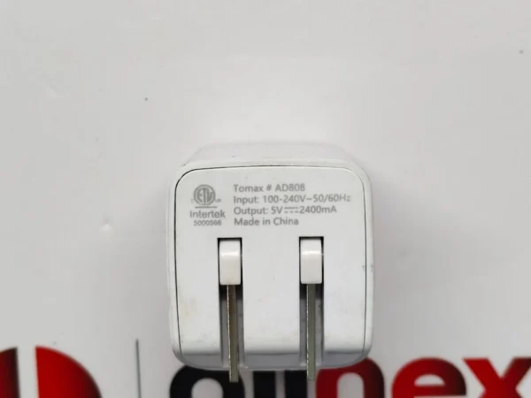 Tomax AD808 Dual USB Wall Charger Adapter 100-240V 50/60Hz 5V 2400mA
