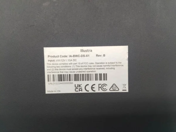 XP Power VES120PS12 with Illustra IA-BWC-DS-X1 Desktop Power Adapter 100-240V image 01