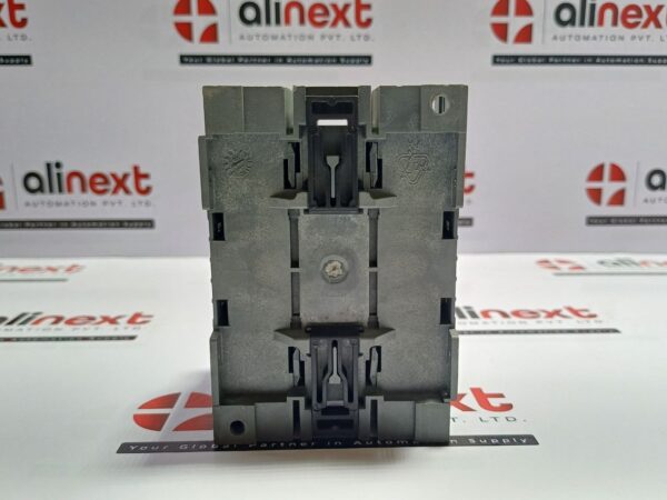 ABB OT125F3 3-pole 125A Switch-Disconnector