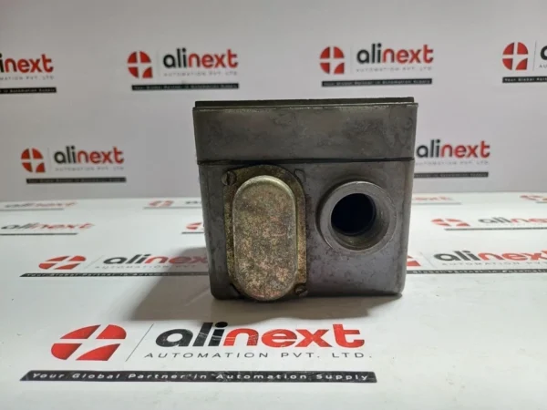 Barksdale L2H-GH204S-WS-EXI Temperature Switch 0602-013